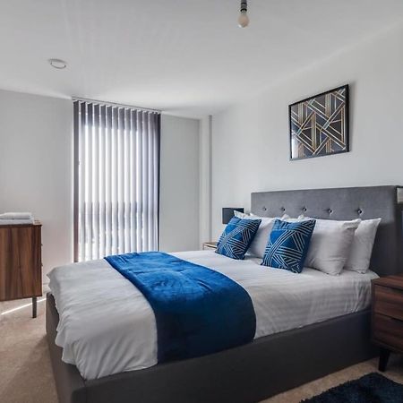 Lovely Riverside 2 Bed Apartment Leeds  Kültér fotó