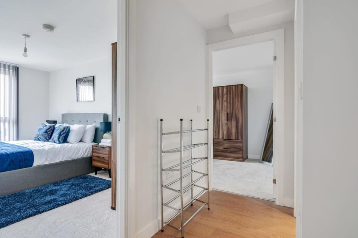 Lovely Riverside 2 Bed Apartment Leeds  Kültér fotó